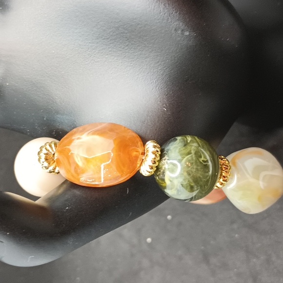 Chunky Multicolor Beaded Bracelet - Picture 2 of 2